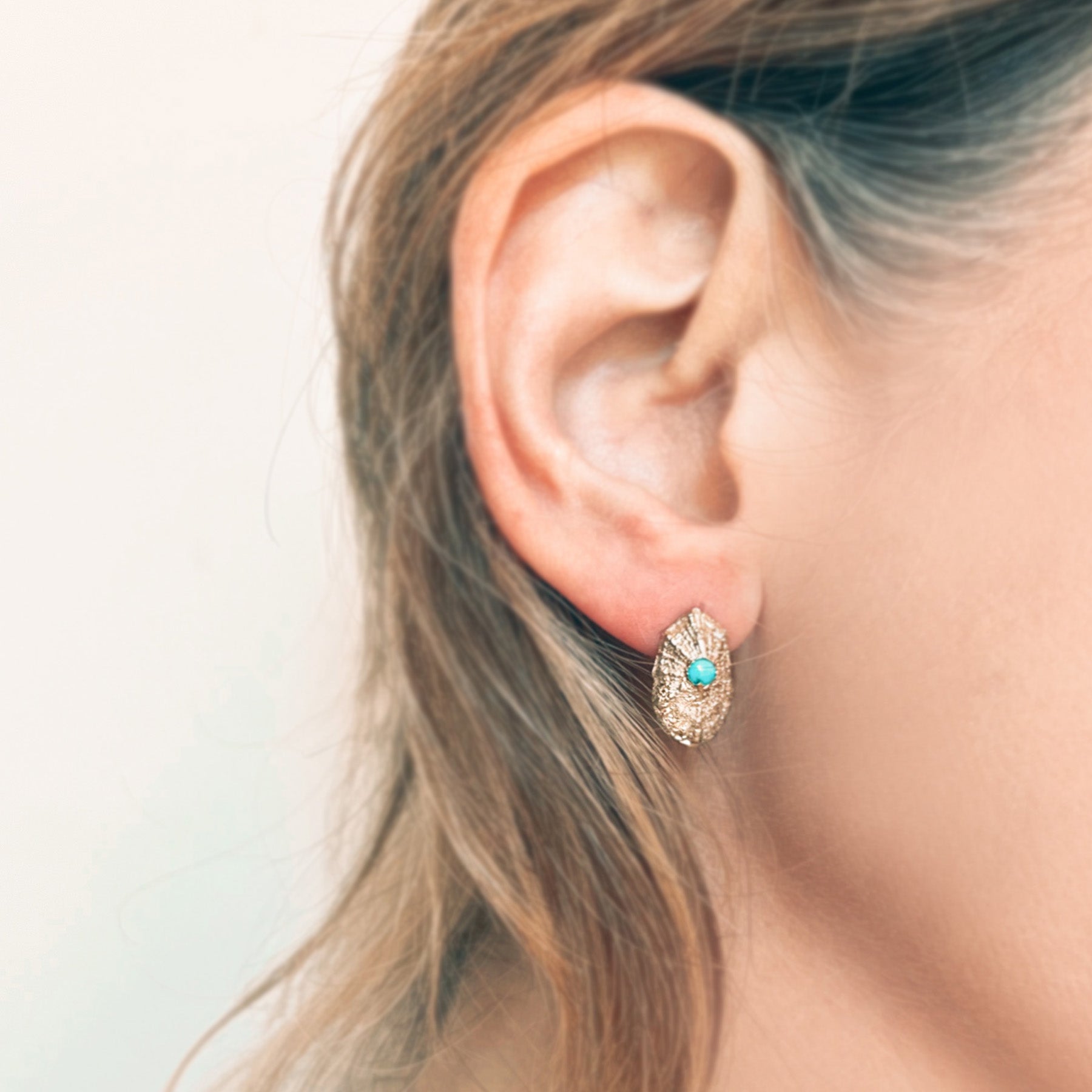 VOLCANO studs